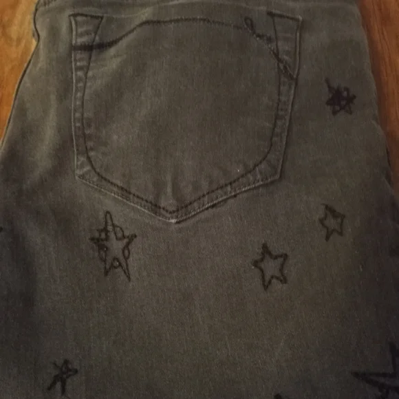 Nanette Lepore Black Star Jeans - Picture 4 of 5